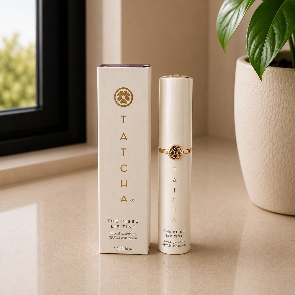 $34 New Tatcha The Kissu Lip Tint SPF 25 Midnight Lily 4g